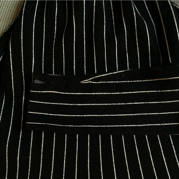 Zara Black Sweater with White Stripes - Picture 5 of 8